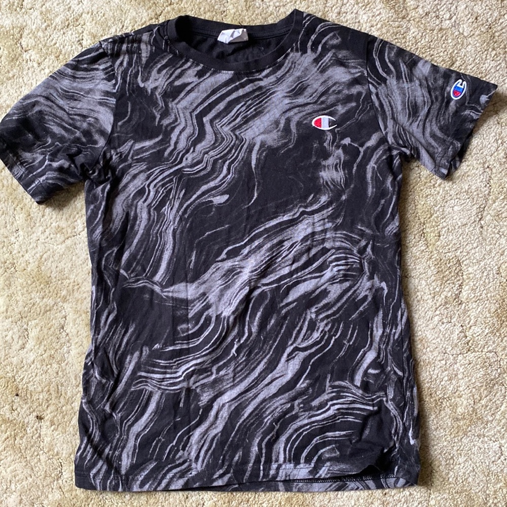 Champion black and gray swirl design logo T-shirt